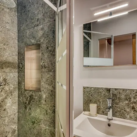 Le Moka - Cosy - 20 Min Centre De Lyon Apartamento